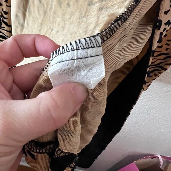 Vintage Halo 90s Slinky Trendy Brown Black Tiger Print Collared Button-Down, S - Picture 5 of 5